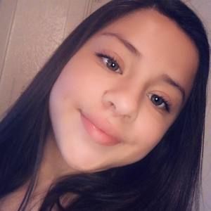 Meet your Posher, Eva